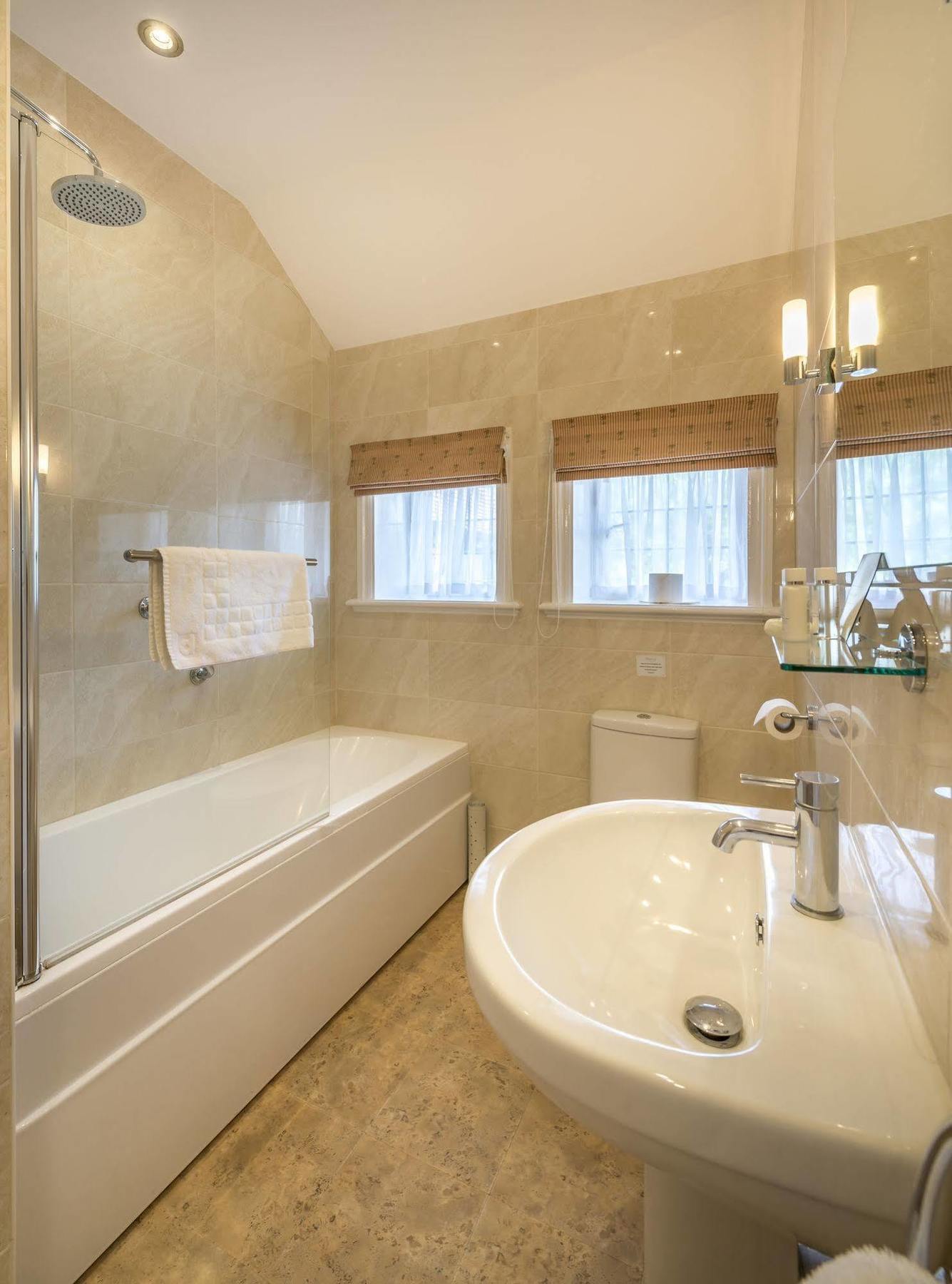 Petwood Hotel Woodhall Spa Esterno foto