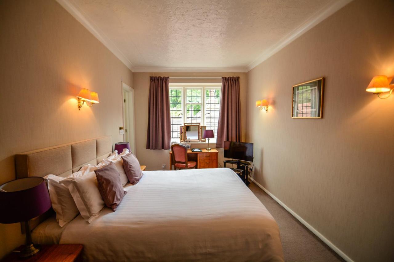Petwood Hotel Woodhall Spa Esterno foto